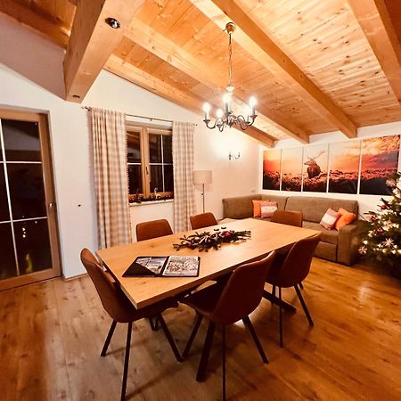 Ferienhaus Zillertal Panorama Blick Balkon Sauna Zellberg エクステリア 写真