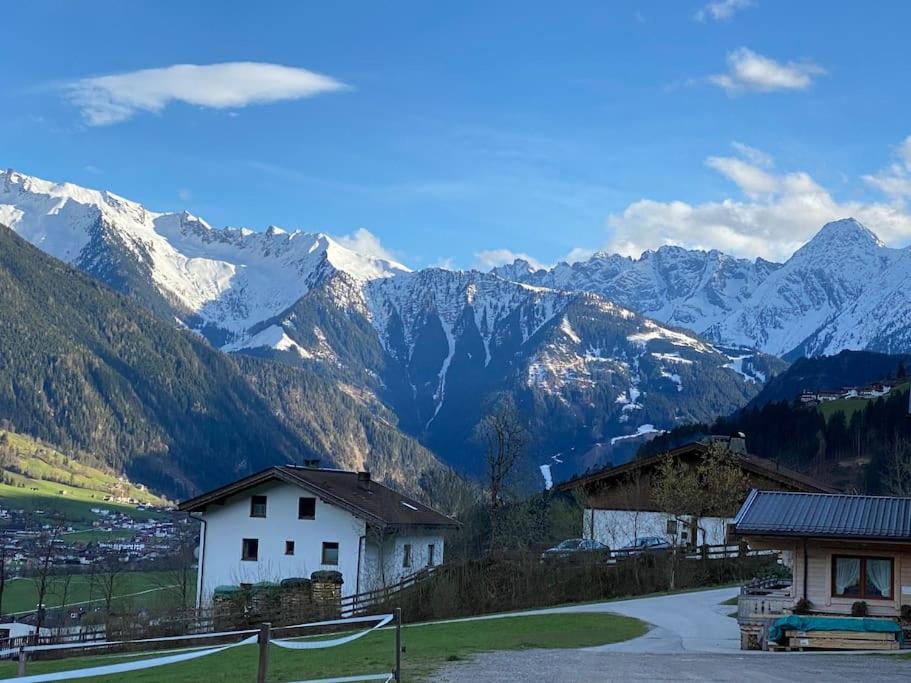 Ferienhaus Zillertal Panorama Blick Balkon Sauna Zellberg エクステリア 写真