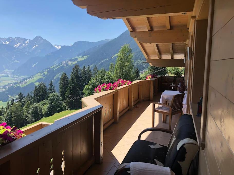 Ferienhaus Zillertal Panorama Blick Balkon Sauna Zellberg エクステリア 写真
