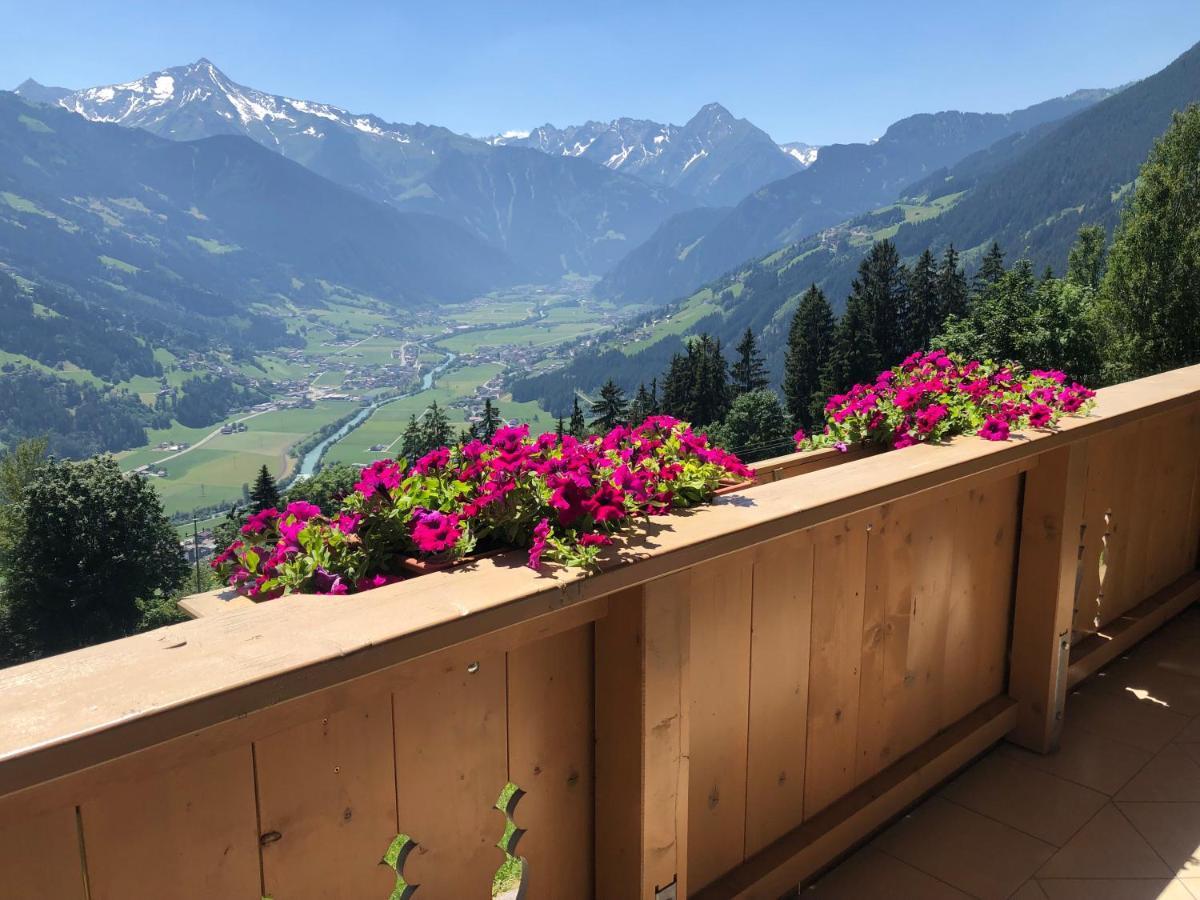 Ferienhaus Zillertal Panorama Blick Balkon Sauna Zellberg エクステリア 写真