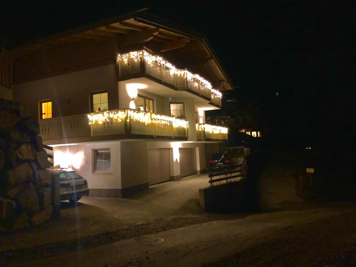 Ferienhaus Zillertal Panorama Blick Balkon Sauna Zellberg エクステリア 写真
