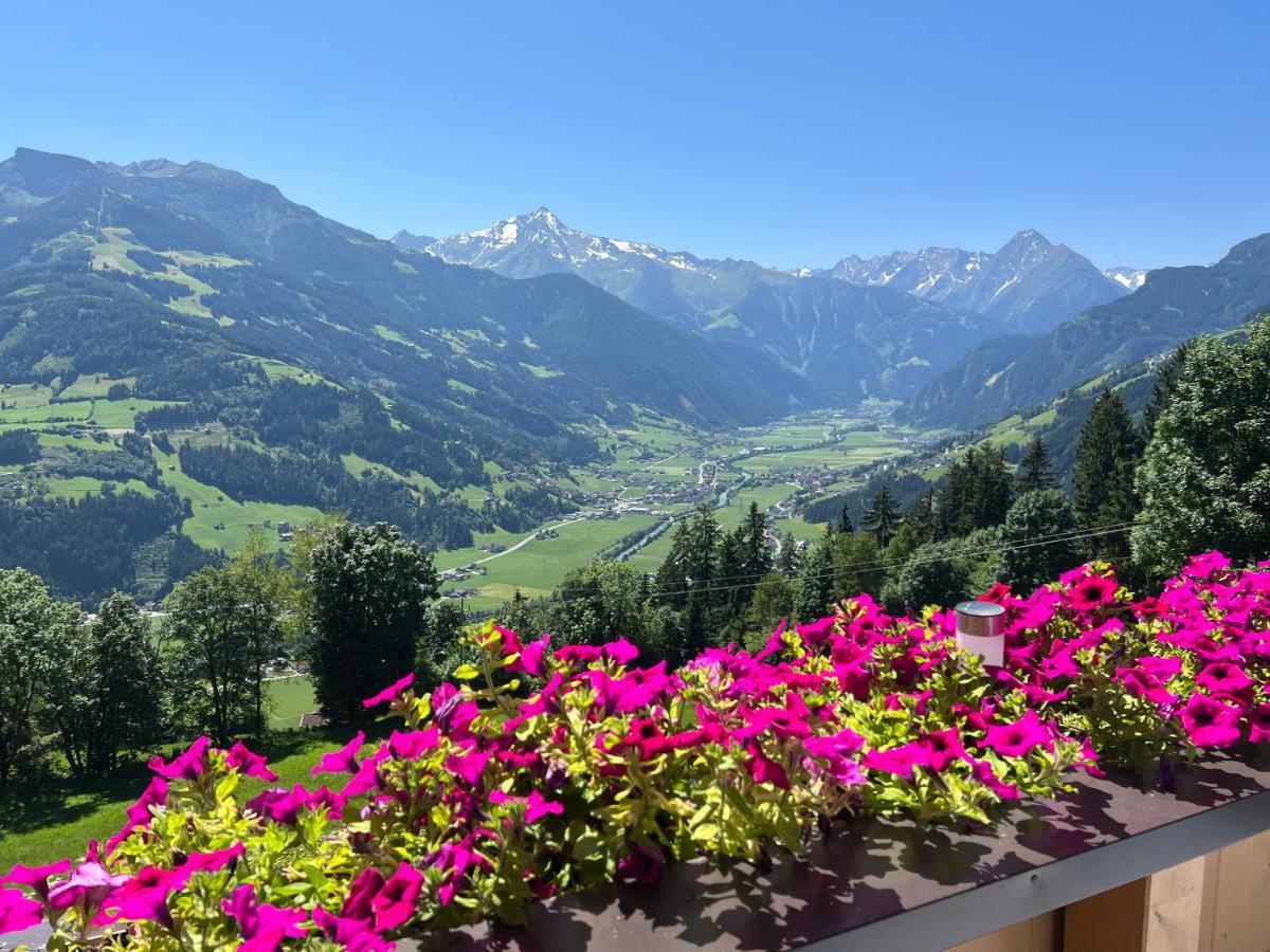 Ferienhaus Zillertal Panorama Blick Balkon Sauna Zellberg エクステリア 写真